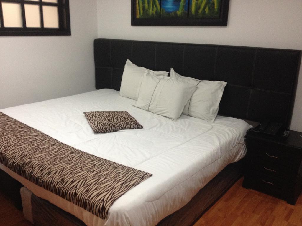 Hotel Santiago Plaza Bogotá Værelse billede